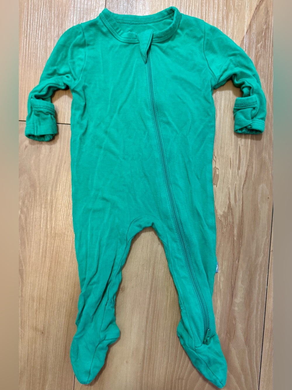 Kyte BABY Solid Green Zippy